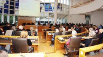 p_g_parlament_336_185